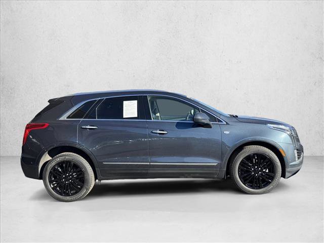 Used 2019 Cadillac XT5 Premium Luxury w/ Driver Assist Package image 4