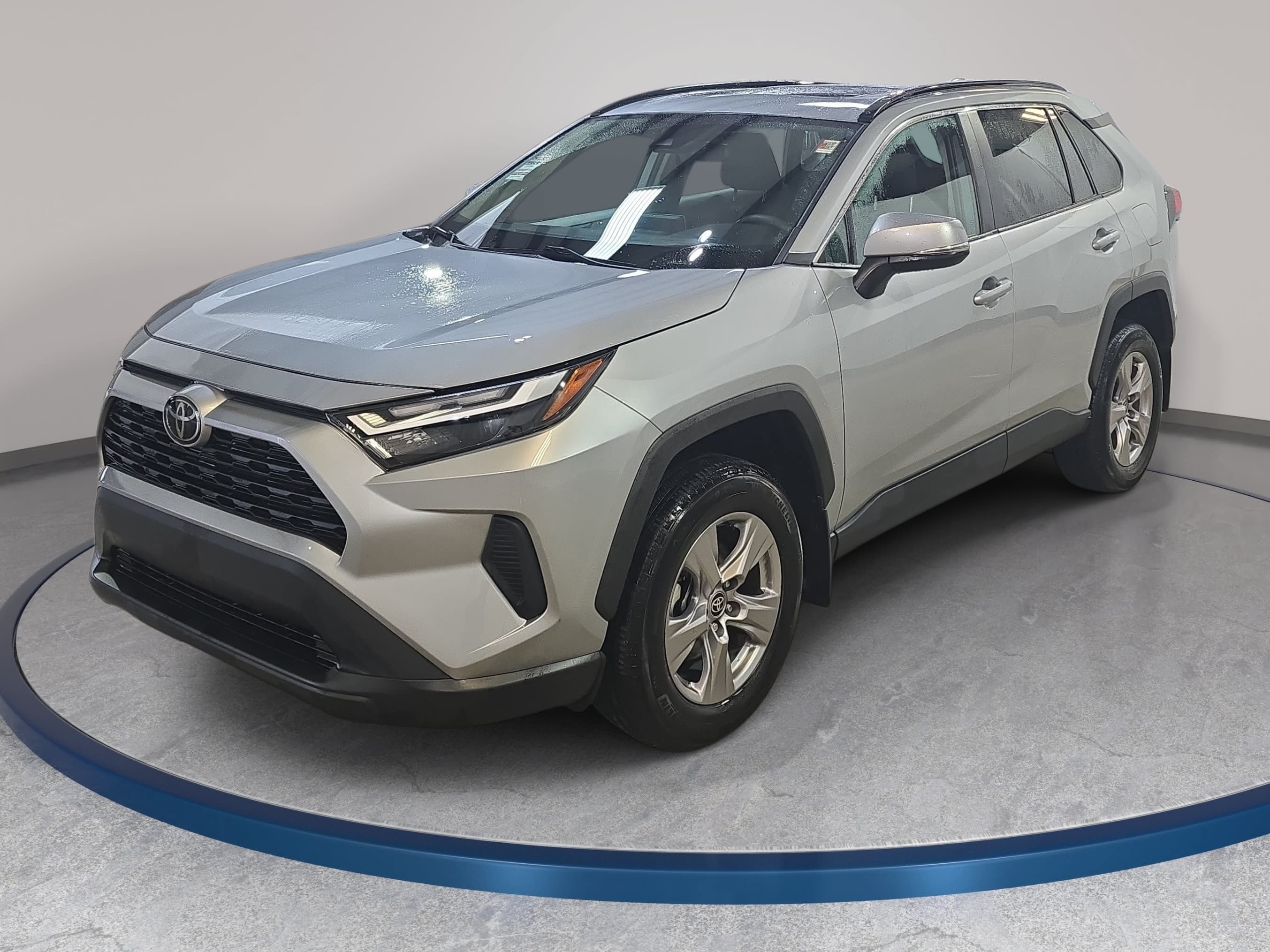 Used 2024 Toyota RAV4 XLE w/ Convenience Package