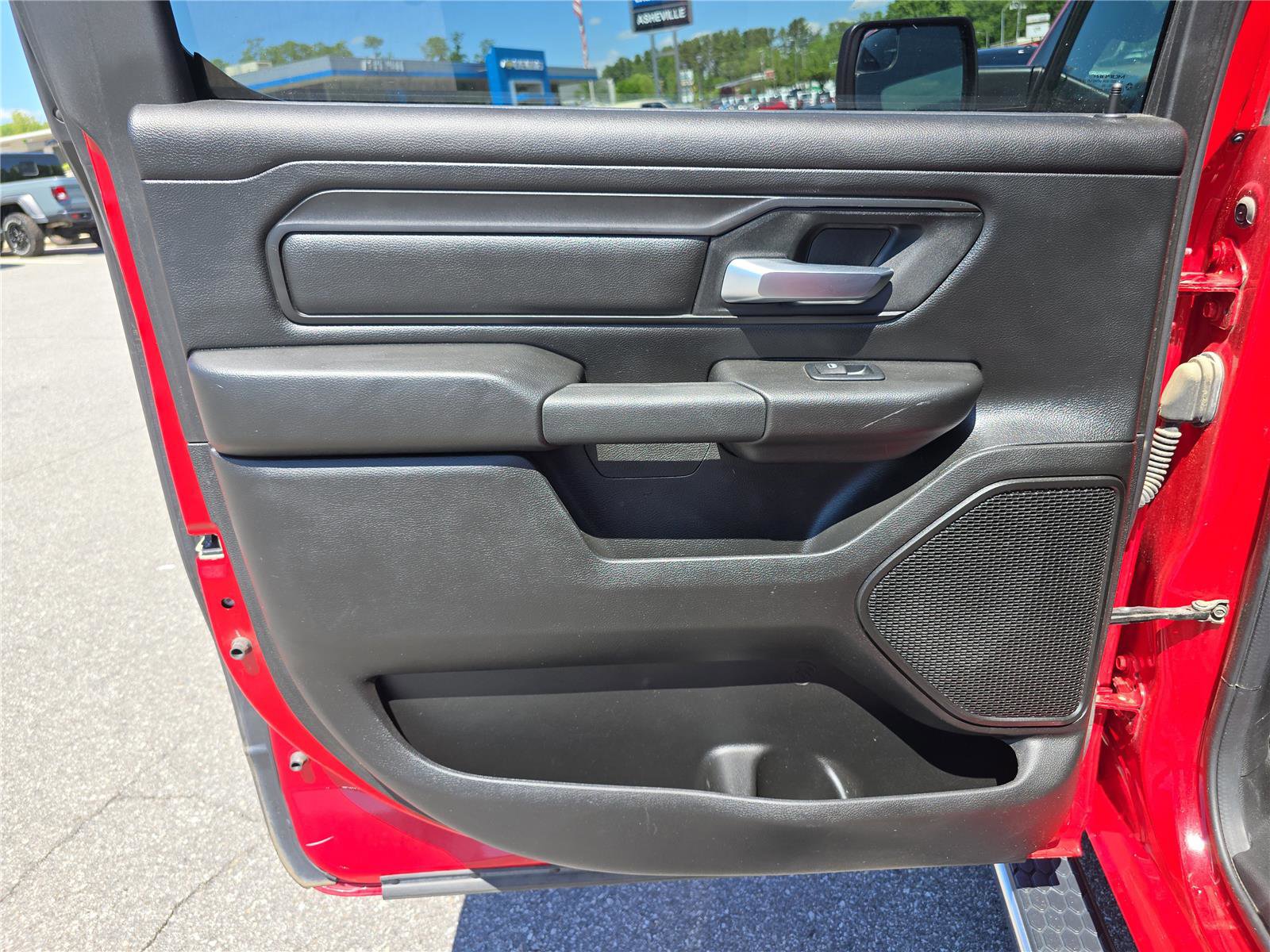 Used 2024 RAM 1500 Tradesman AWD/4WD image 13