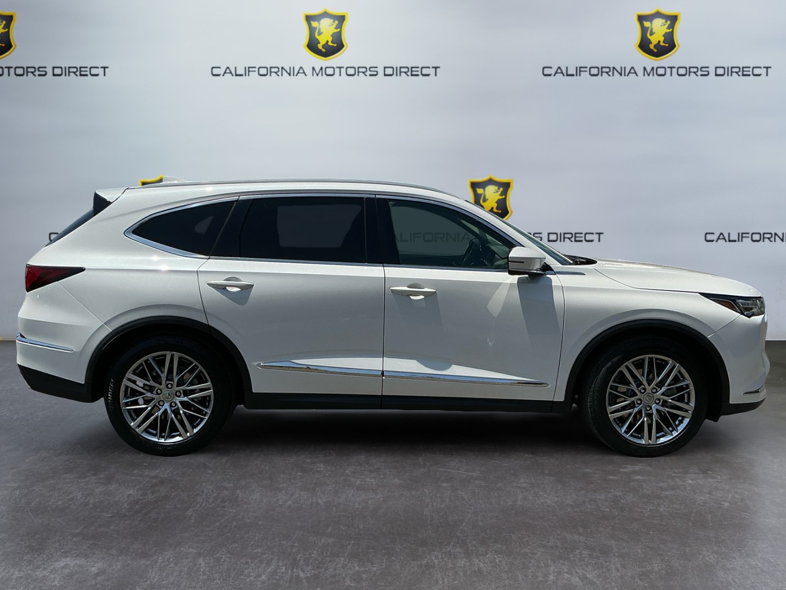Used 2023 Acura MDX w/ Advance Package AWD/4WD image 4