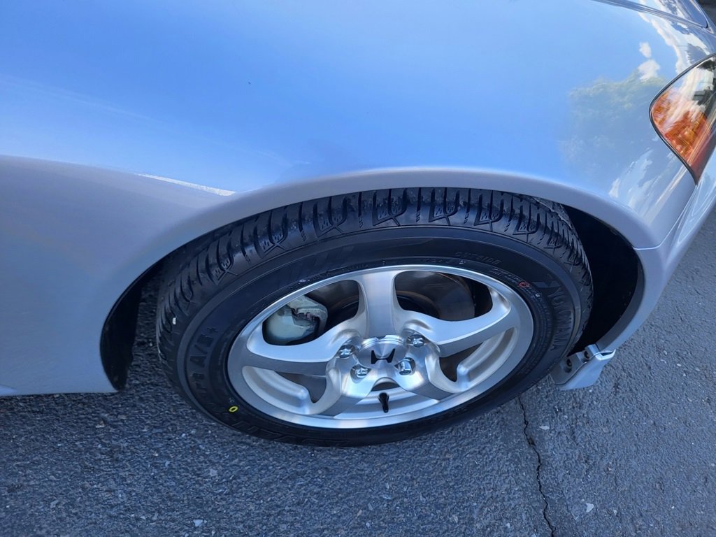 Used 2002 Honda S2000 image 10