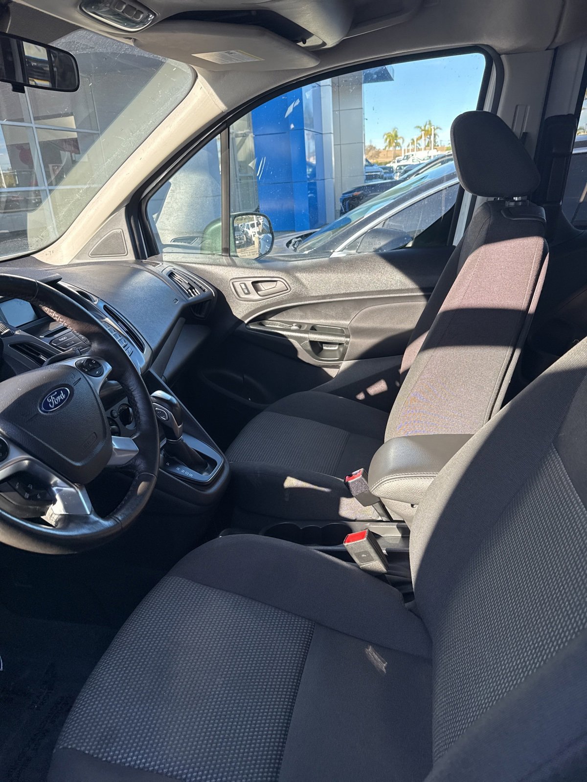 Used 2018 Ford Transit Connect XL image 7