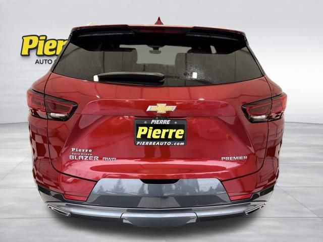 Used 2023 Chevrolet Blazer Premier w/ Driver Confidence II Package AWD/4WD video 3