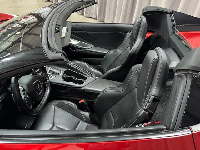 Used 2021 Chevrolet Corvette Stingray Convertible w/ Z51 Performance Package RWD image 31
