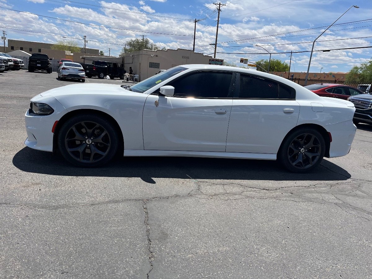 Used 2018 Dodge Charger SXT Plus w/ Beats Audio Group RWD image 6