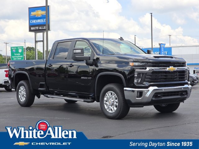 New 2026 Chevrolet Silverado 3500 LT w/ Safety Package AWD/4WD image 1