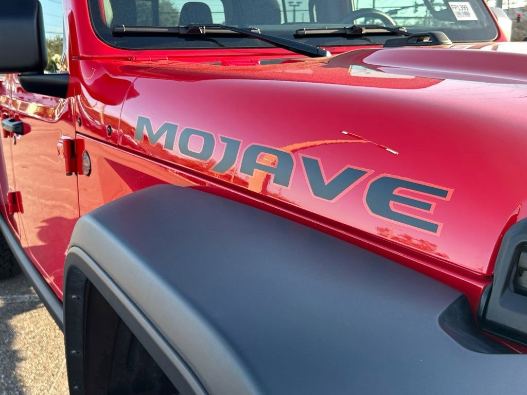 Used 2025 Jeep Gladiator Mojave w/ Convenience Group image 44