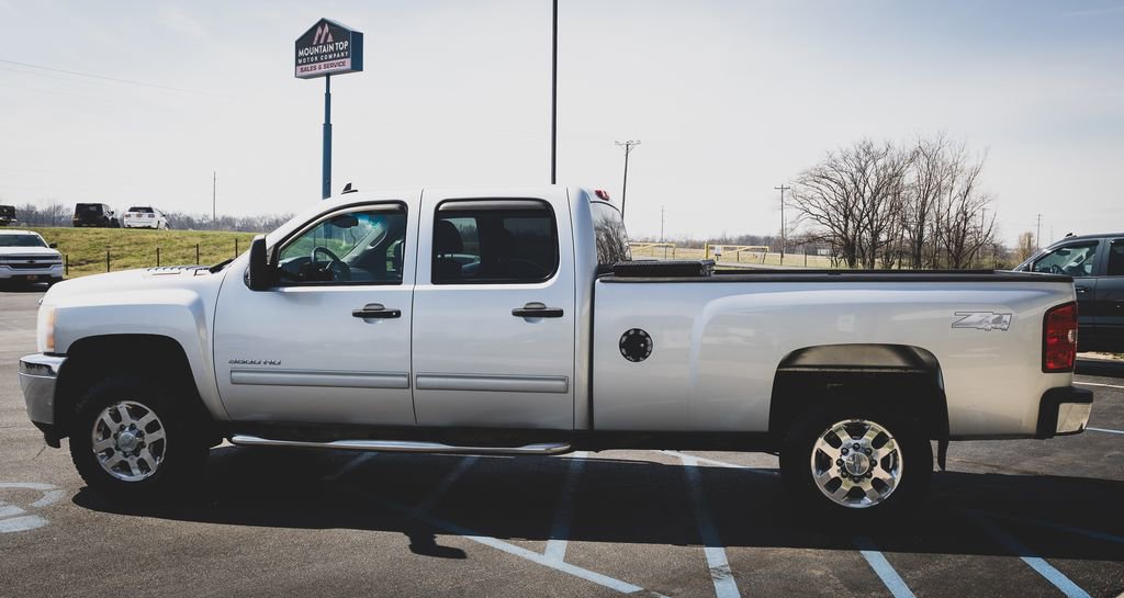 Used 2012 Chevrolet Silverado 3500 LT w/ Interior Plus Package image 15