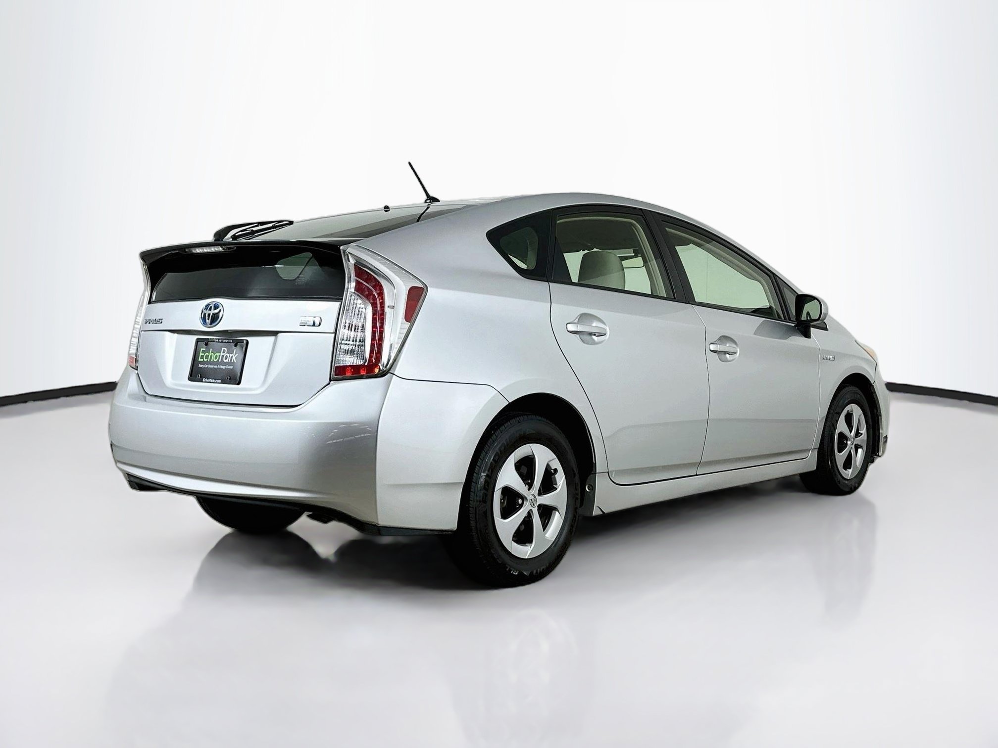 Used 2013 Toyota Prius Two FWD image 9