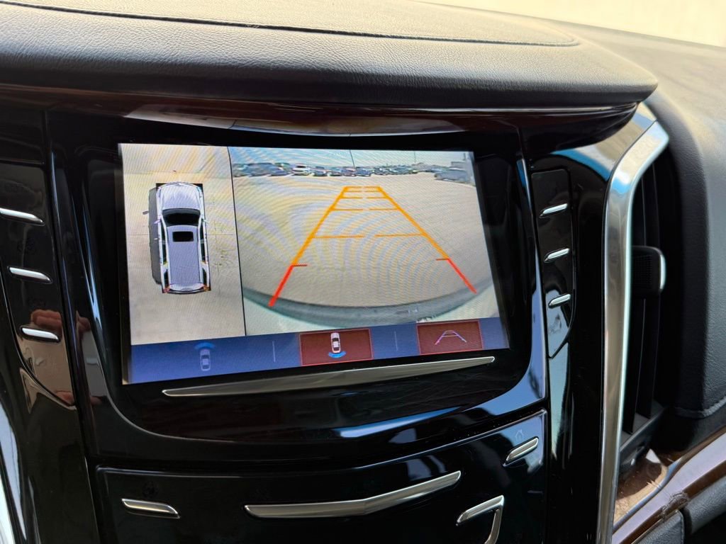 Used 2017 Cadillac Escalade ESV Premium Luxury image 12