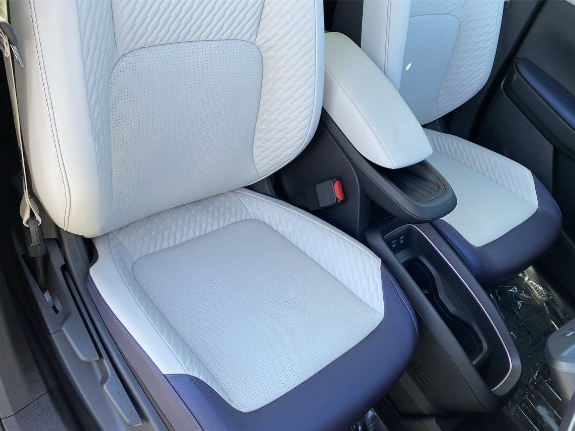 New 2026 Nissan Leaf Platinum+ w/ Cargo Package (Platinum+) image 10