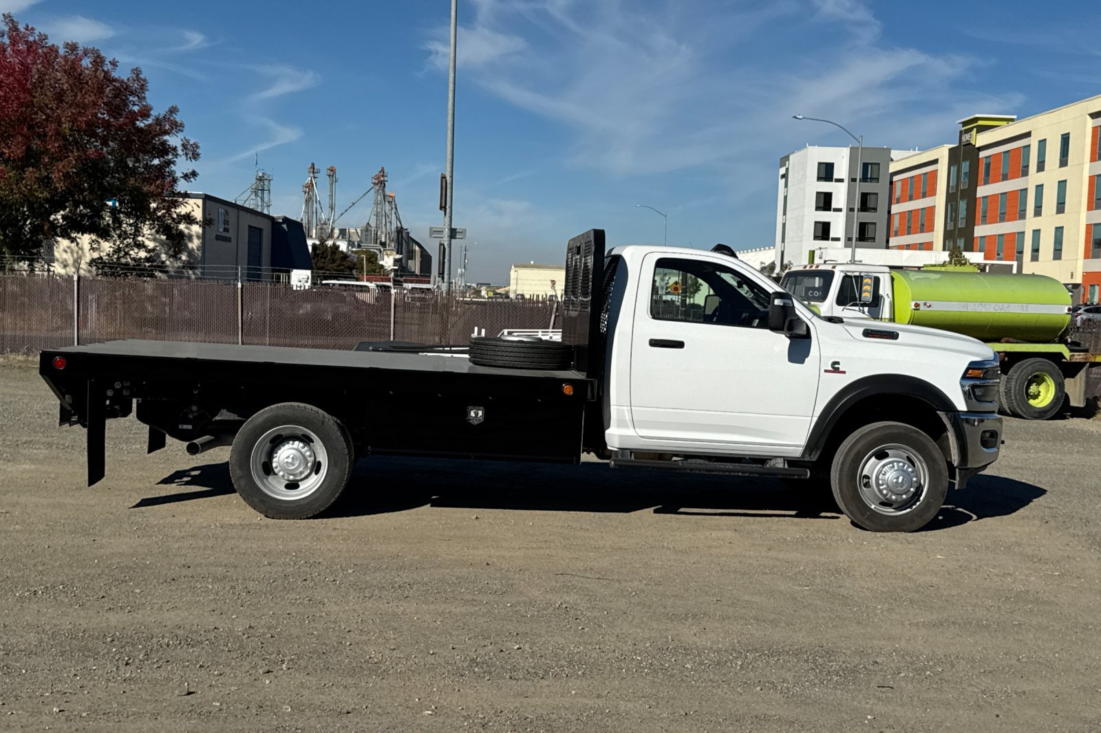 New 2026 RAM 5500 Tradesman w/ Chrome Appearance Group AWD/4WD image 2