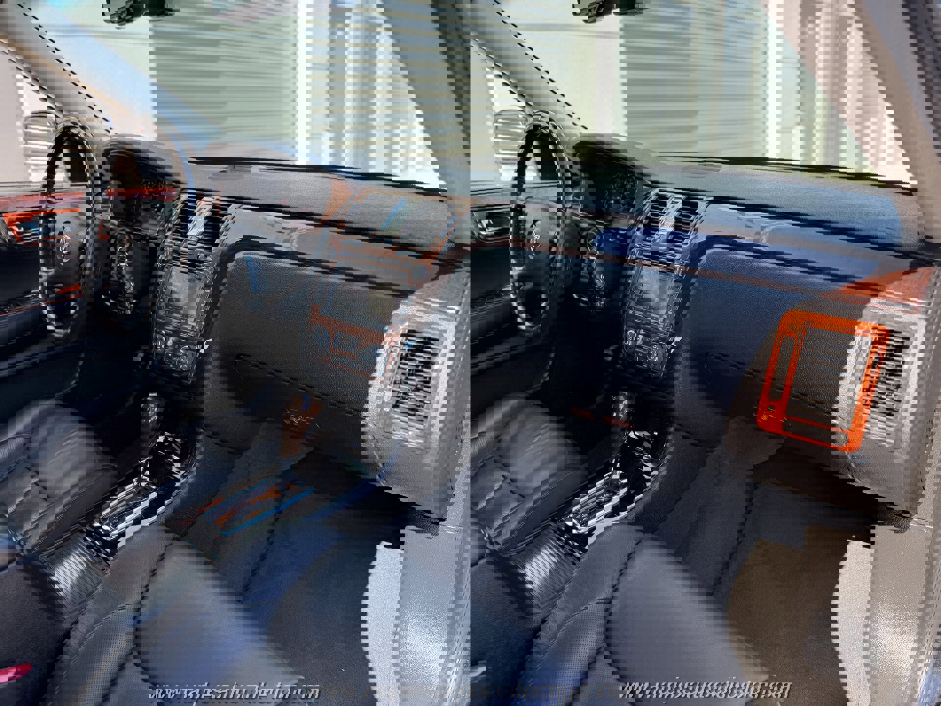 Used 2011 Cadillac DTS Premium image 27