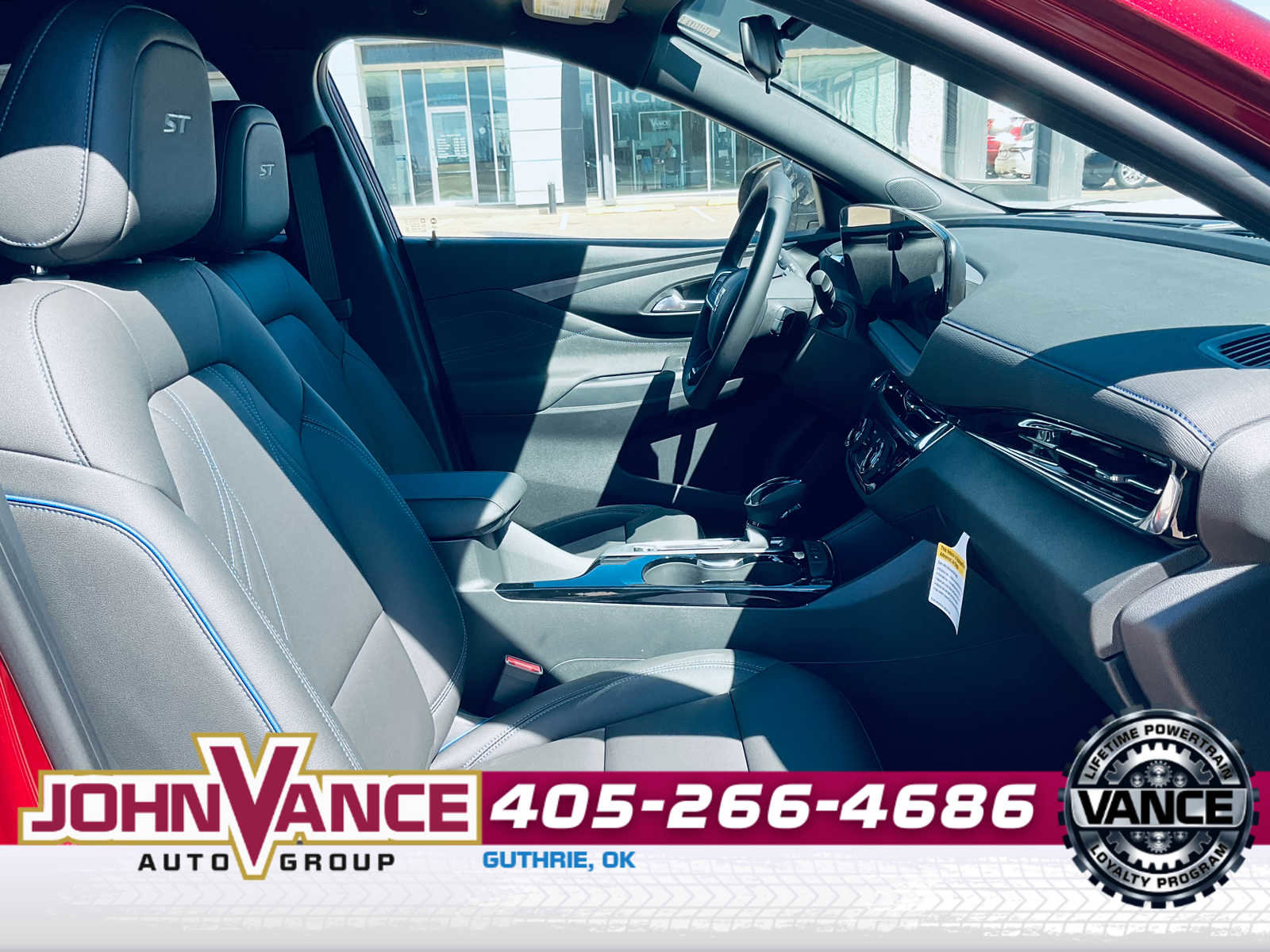 Used 2025 Buick Envista Sport Touring image 13
