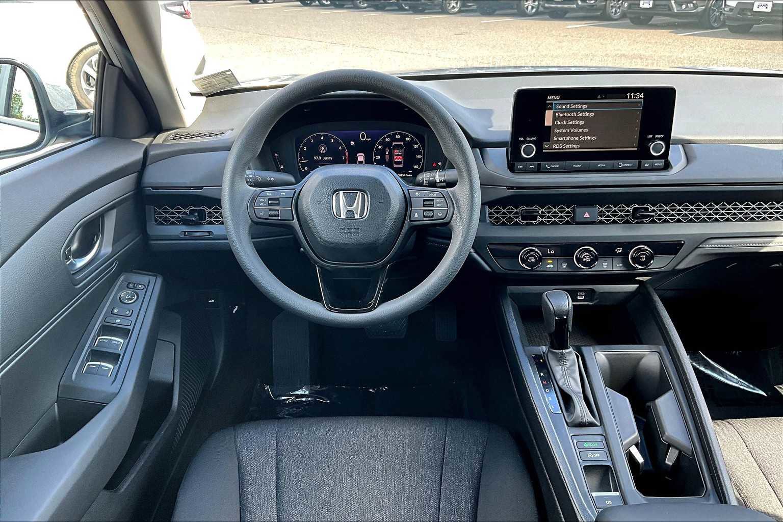 Used 2025 Honda Accord LX image 5