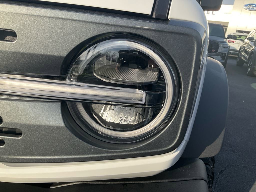 New 2026 Ford Bronco Badlands image 9