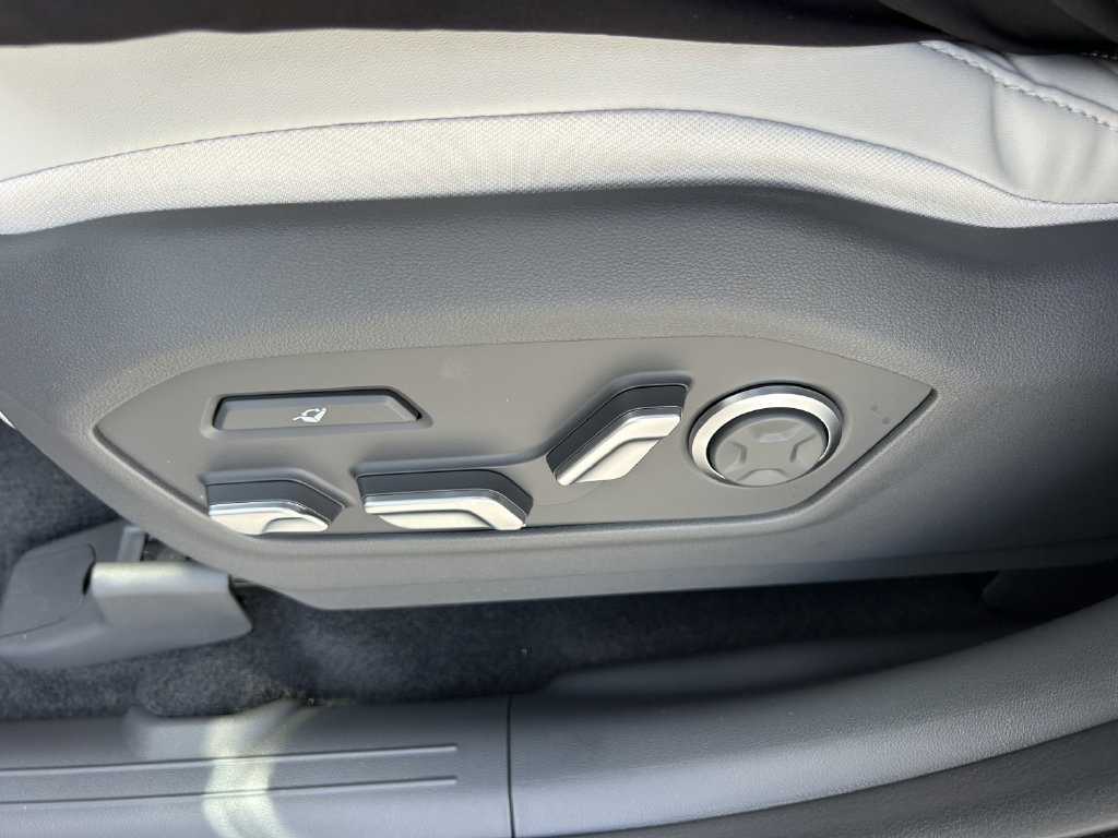 New 2027 Hyundai Santa Fe Calligraphy FWD image 25