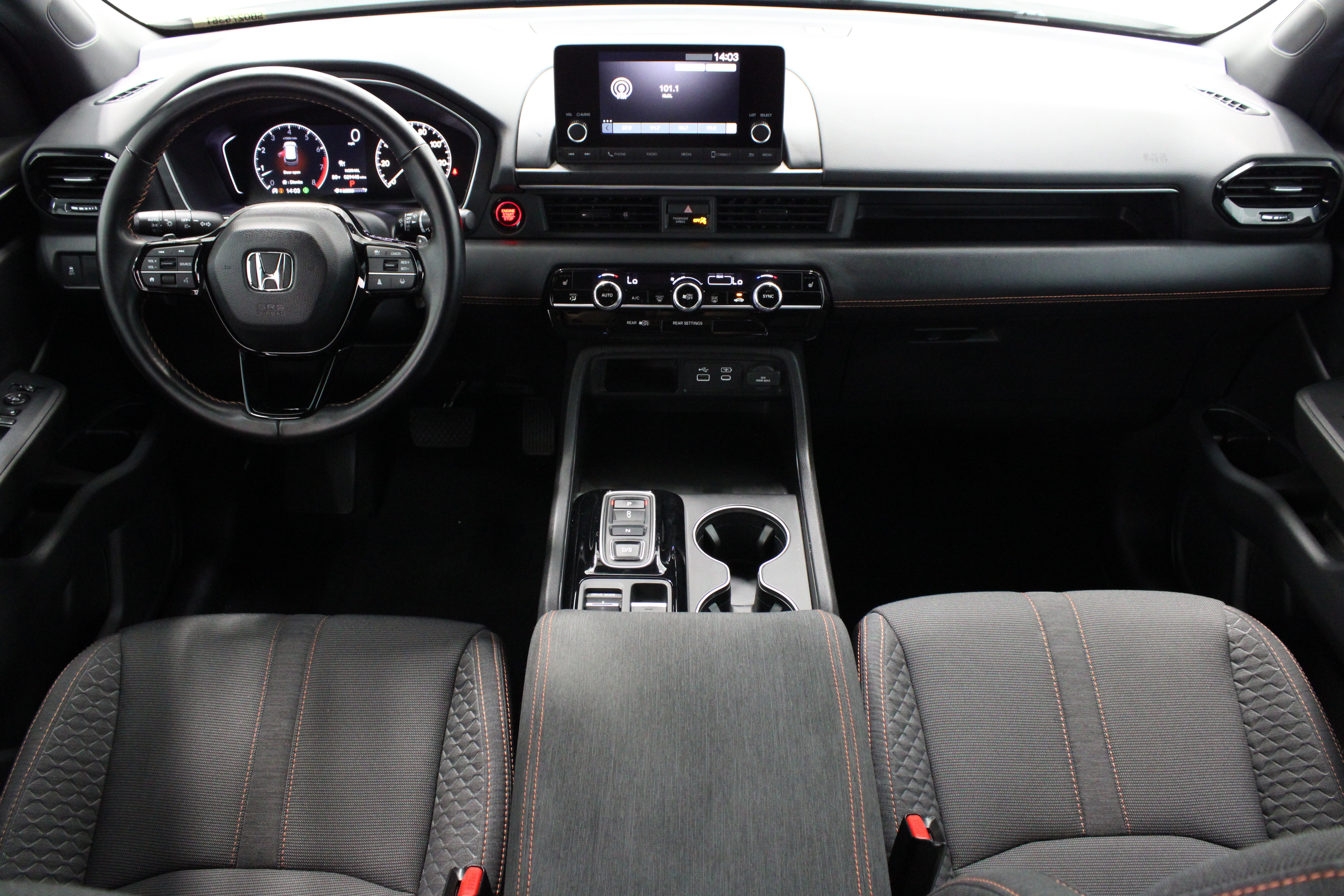 Used 2025 Honda Pilot Sport image 30