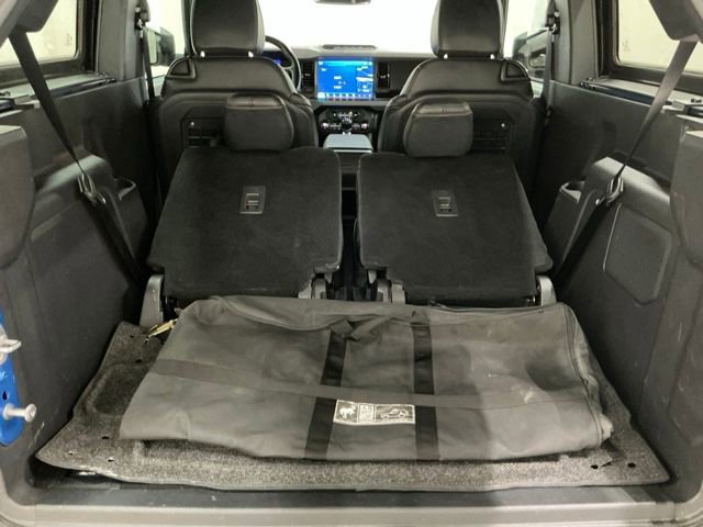 Used 2023 Ford Bronco Badlands image 16