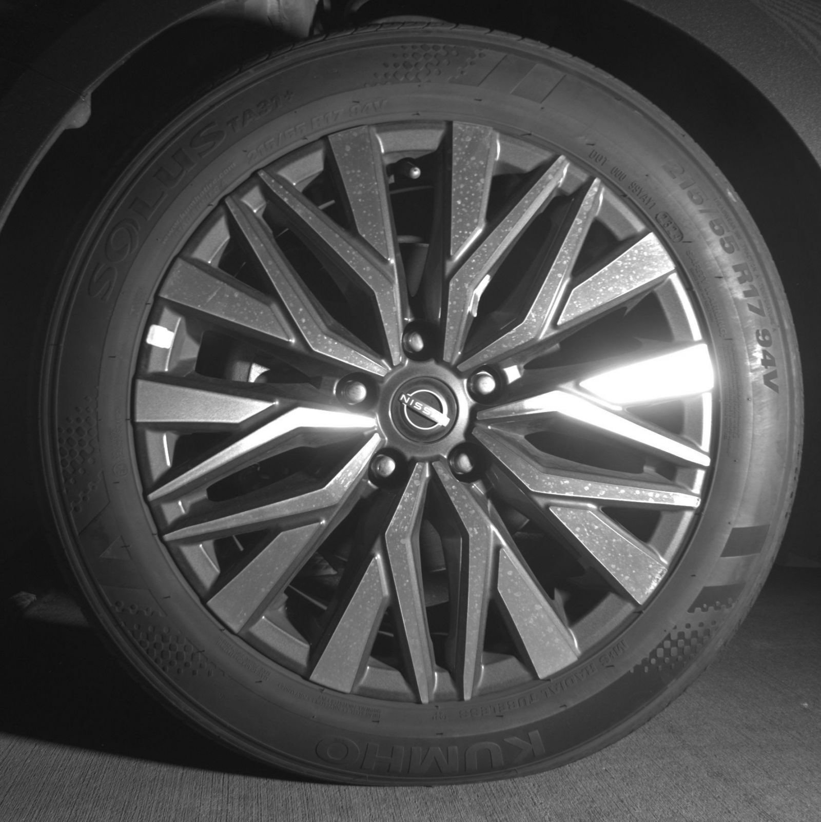 Used 2025 Nissan Altima 2.5 SV FWD image 14