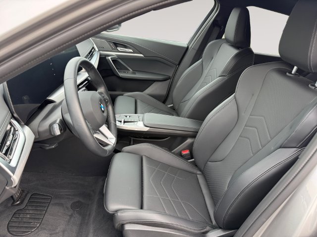 Certified 2026 BMW X1 xDrive28i w/ Technology Package AWD/4WD image 9