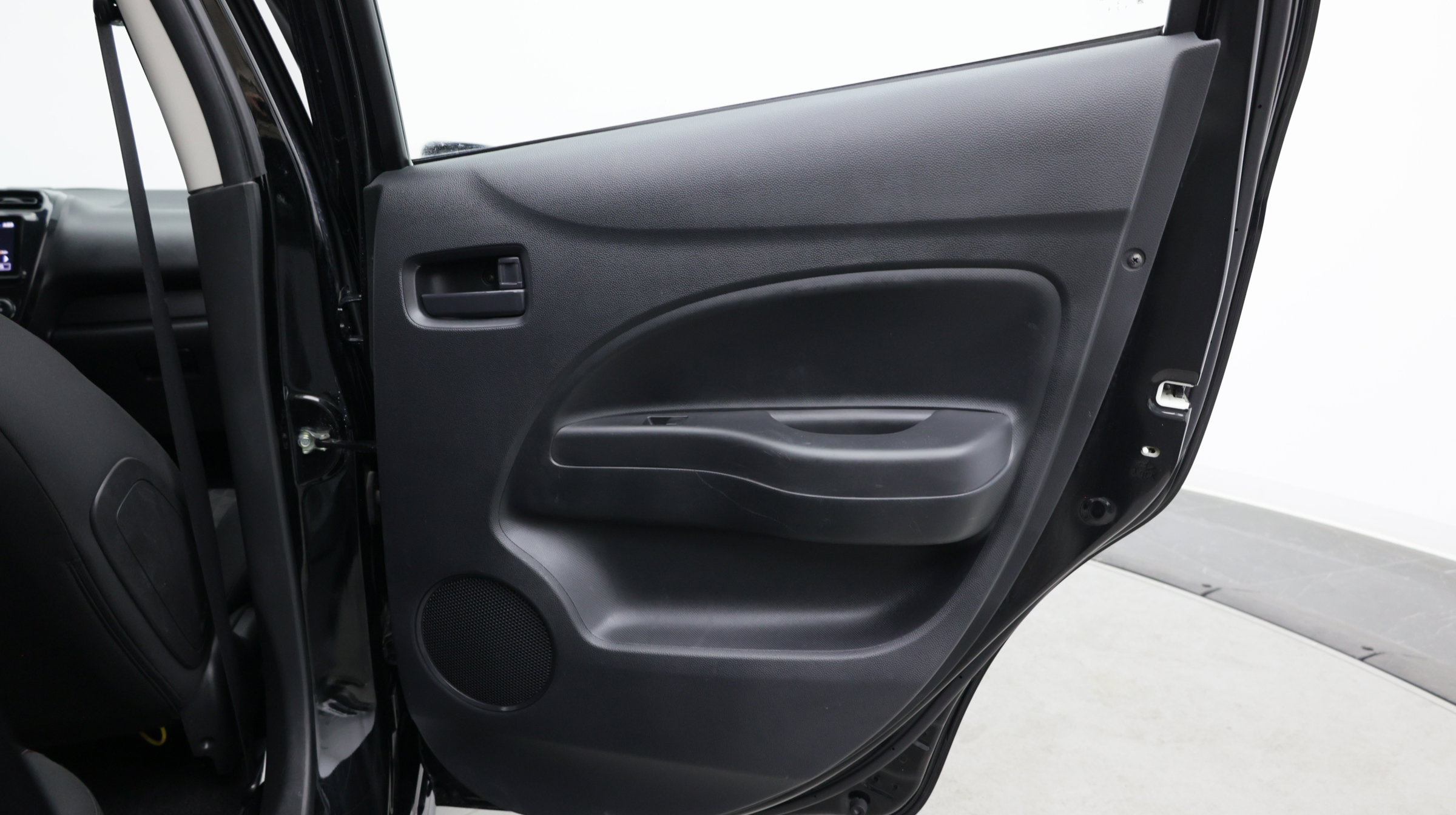 Used 2022 Mitsubishi Mirage ES FWD image 30