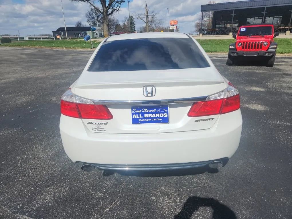 Used 2015 Honda Accord Sport image 3