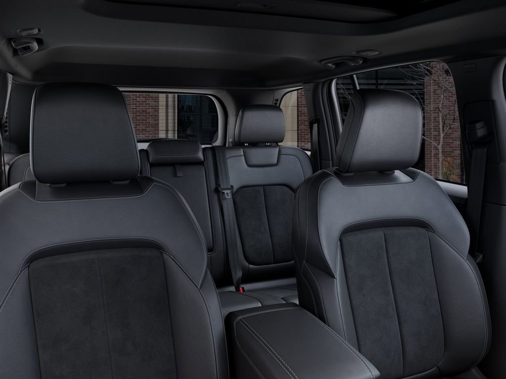 New 2025 Jeep Grand Cherokee Altitude image 26