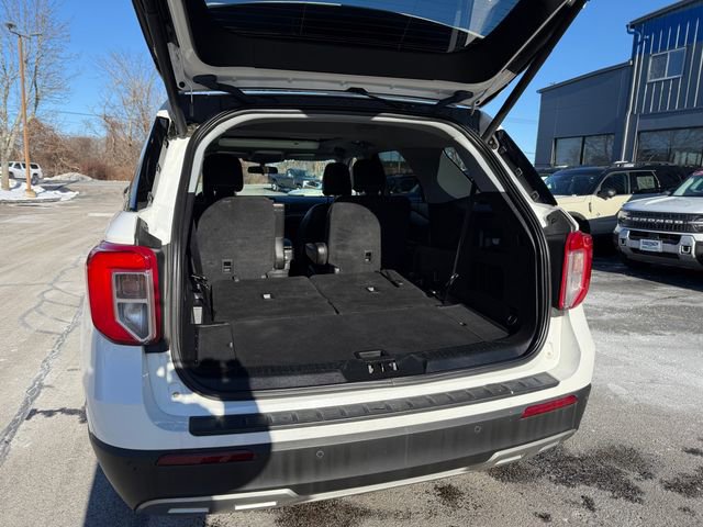 Used 2022 Ford Explorer XLT w/ Equipment Group 202A image 11
