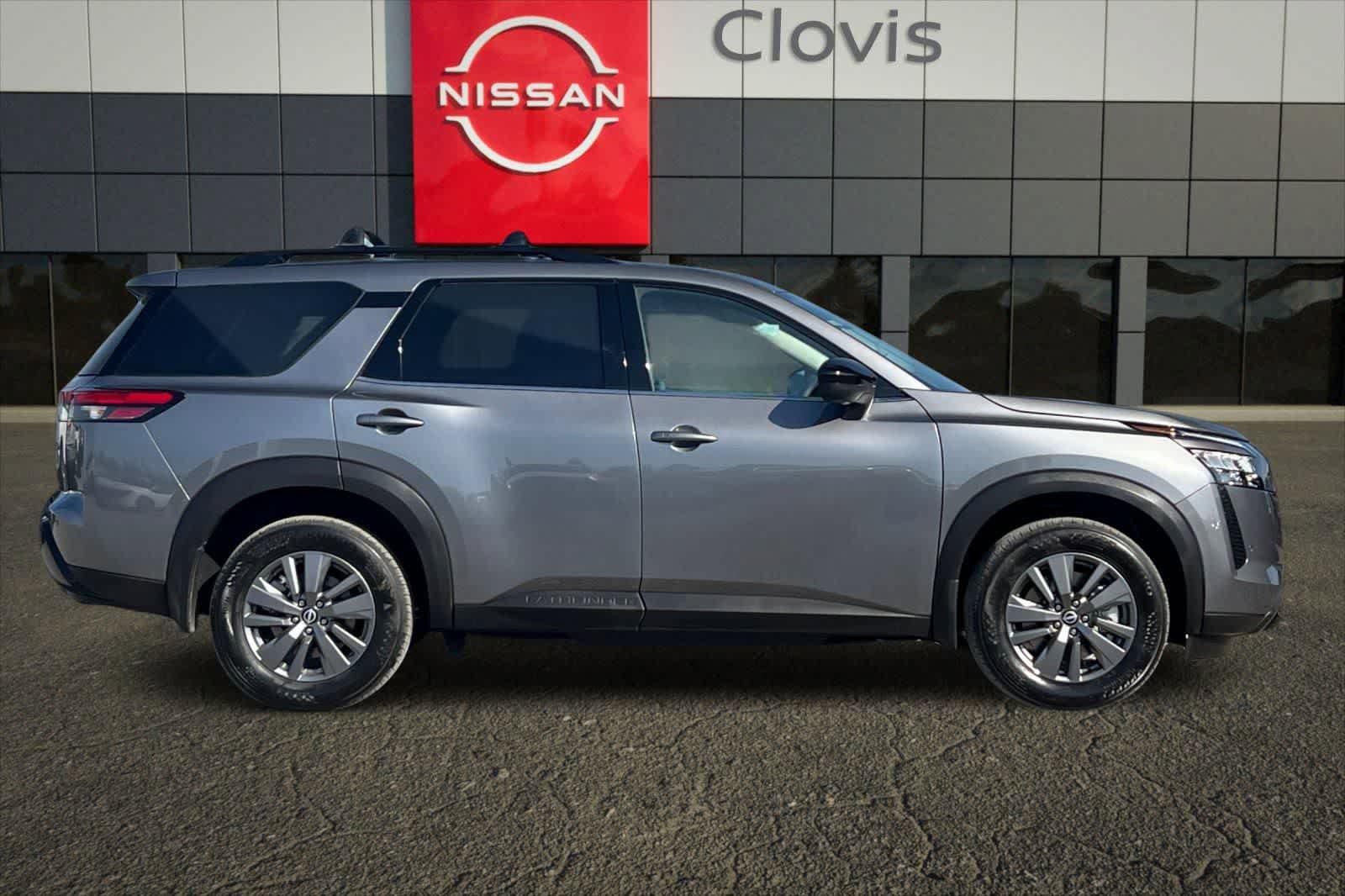 New 2026 Nissan Pathfinder SV image 9