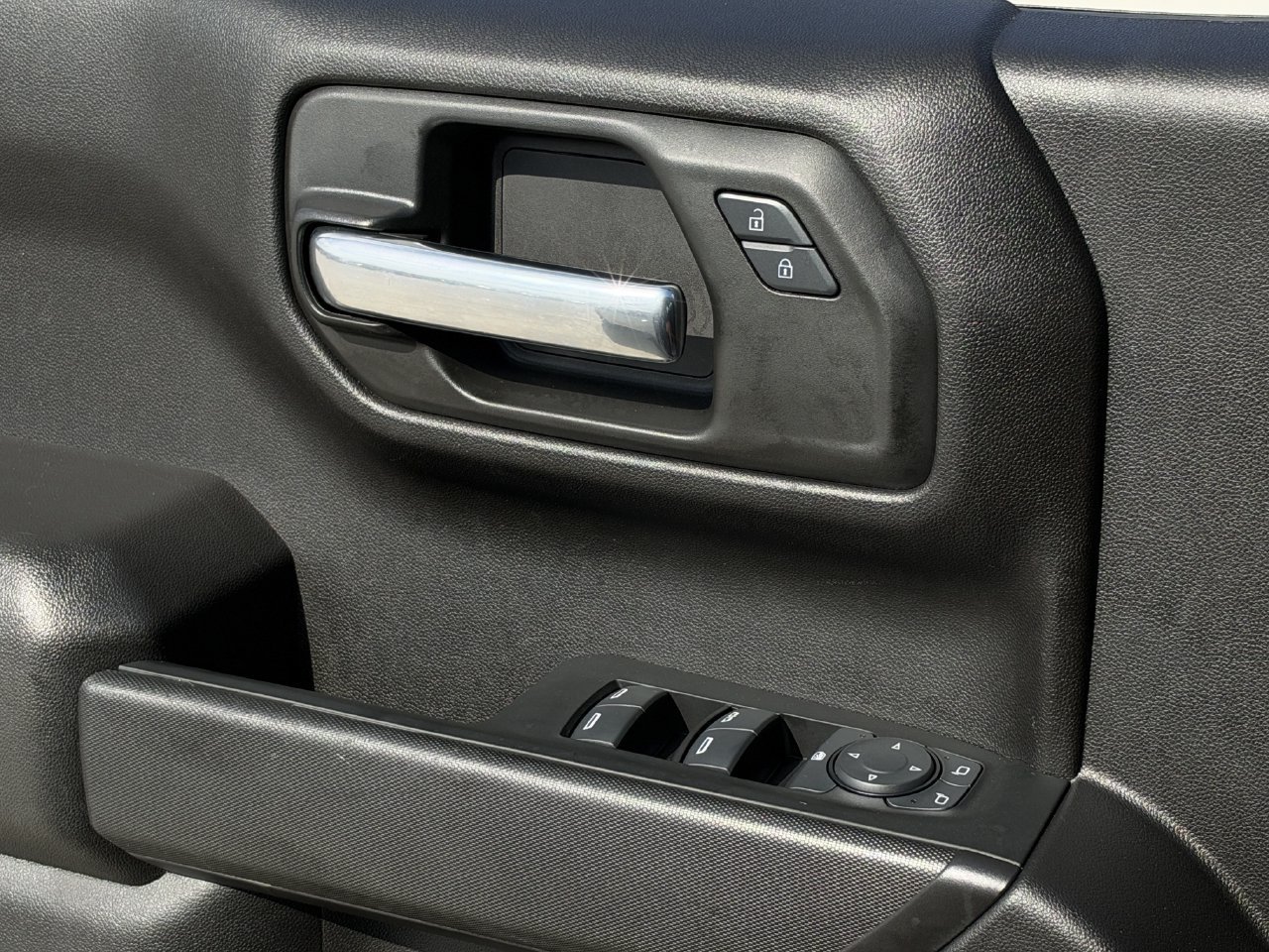 Certified 2024 Chevrolet Silverado 1500 Custom w/ LPO, Dark Essentials Package RWD image 22