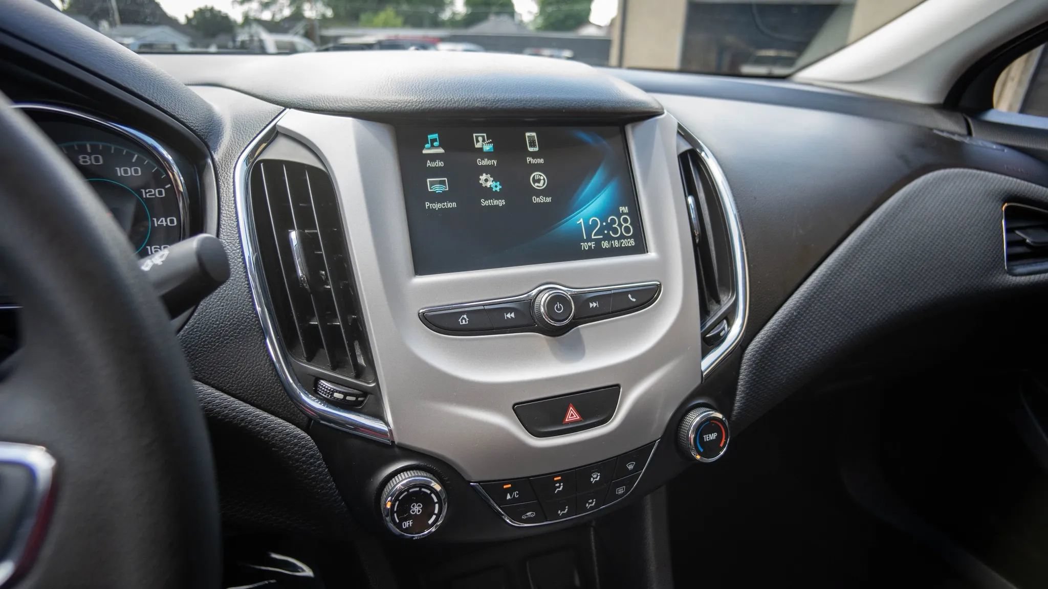Used 2018 Chevrolet Cruze LS FWD image 21