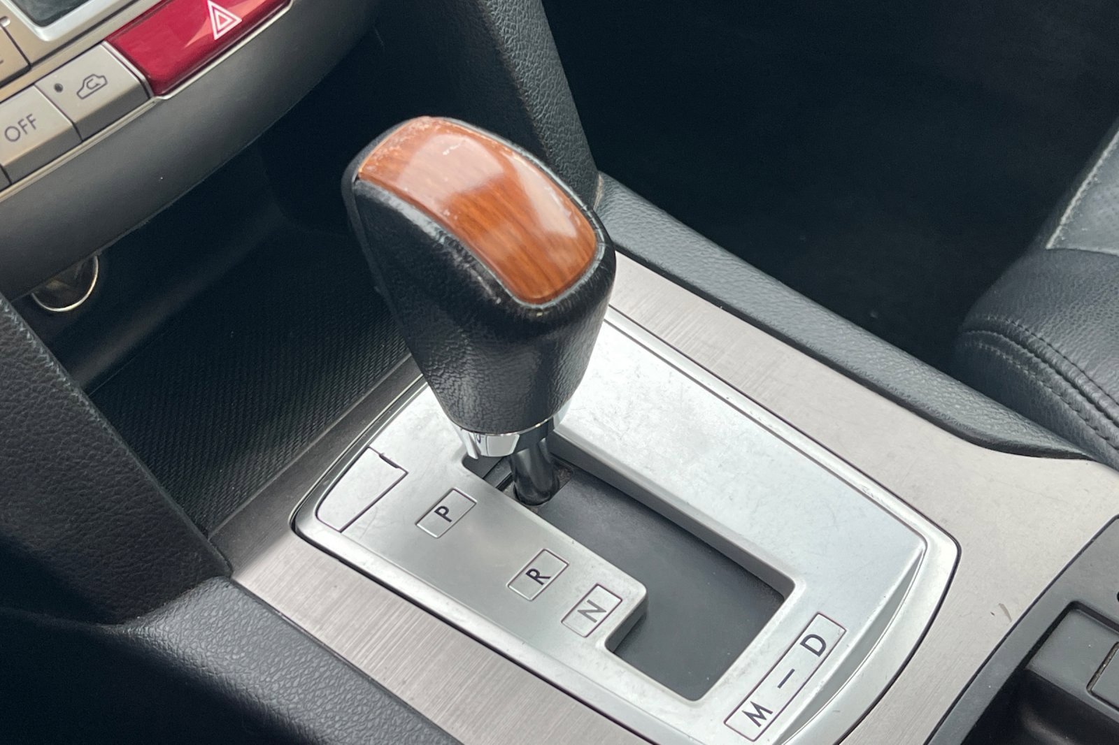 Used 2013 Subaru Outback 2.5i Limited w/ Moonroof Pkg image 18