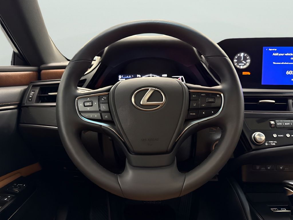 Used 2023 Lexus ES 350 w/ Premium Package FWD image 17