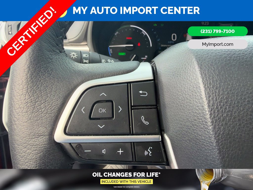 Certified 2026 Toyota Sienna XLE FWD image 16