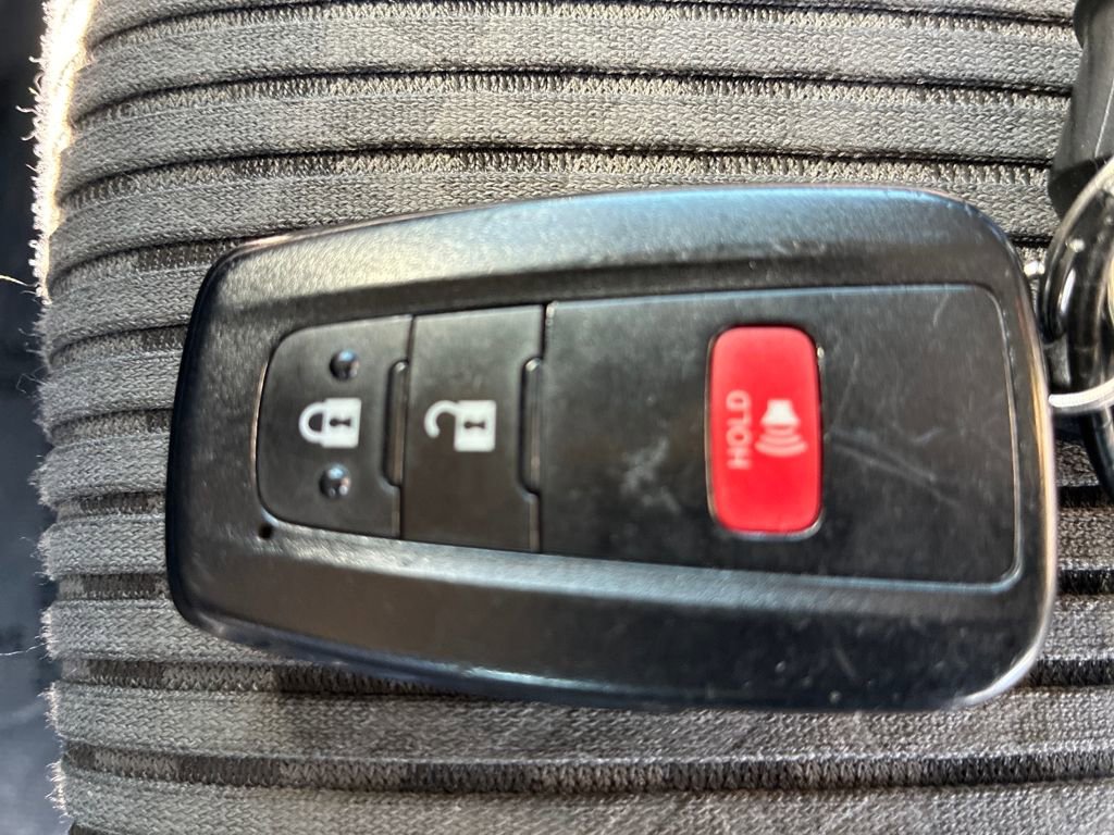 Used 2024 Toyota 4Runner SR5 image 28