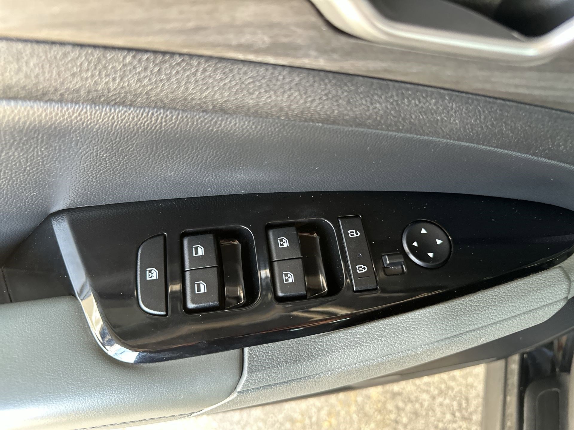 Used 2023 Kia Sportage X-Line w/ X-Line Premium Package image 15