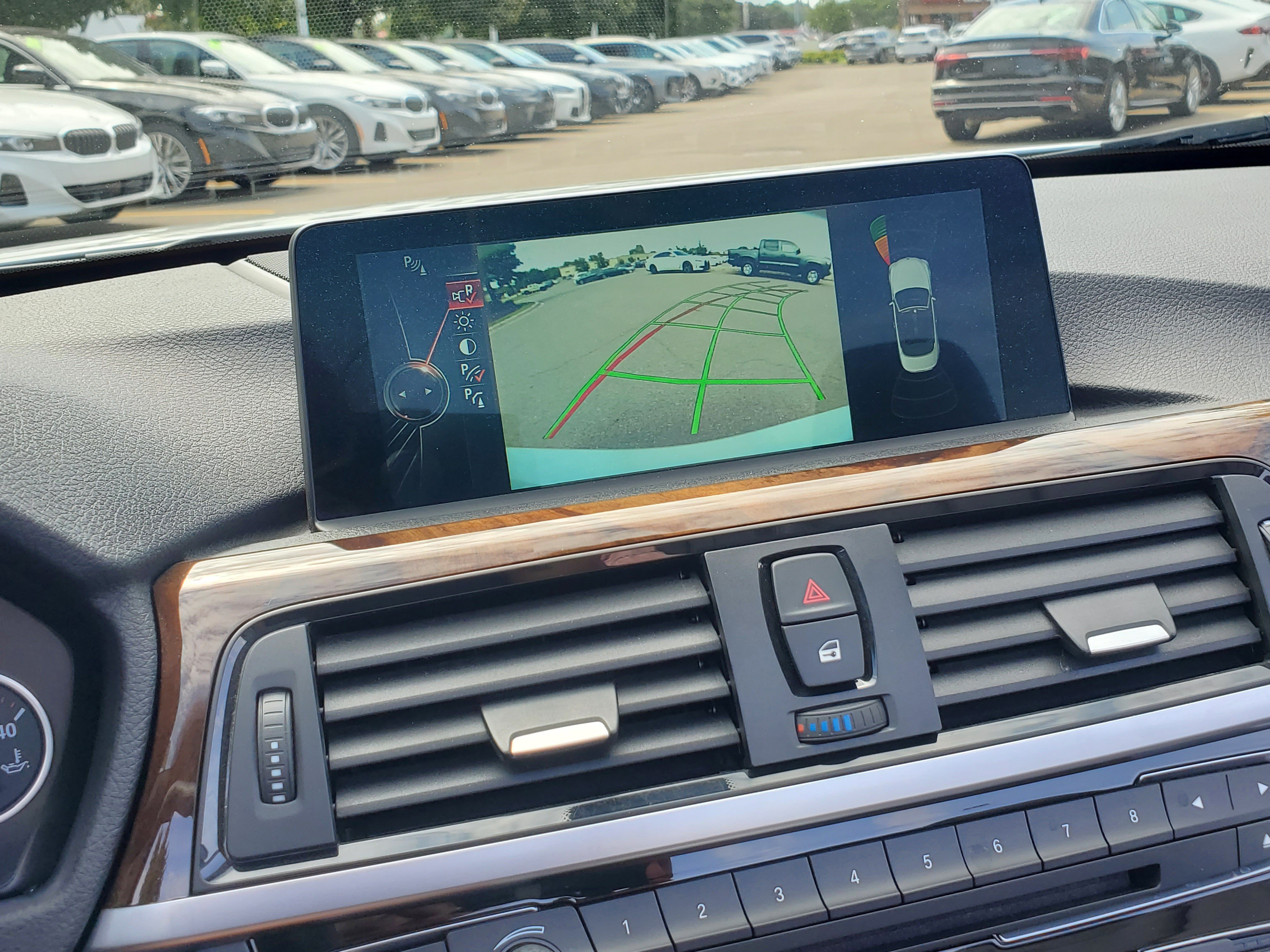 Used 2016 BMW 428i xDrive Convertible AWD/4WD image 19