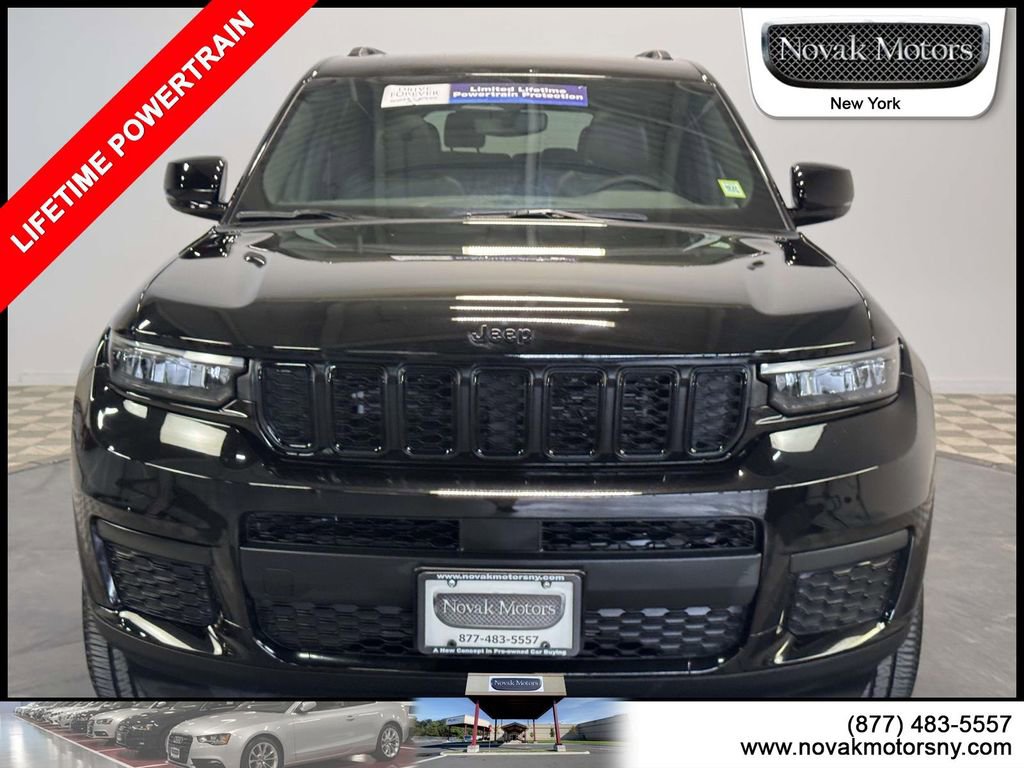 Used 2024 Jeep Grand Cherokee L Altitude AWD/4WD image 2