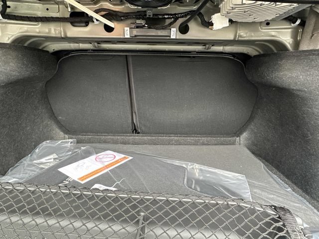 New 2026 Nissan Sentra SR w/ SR Premium Package FWD image 16