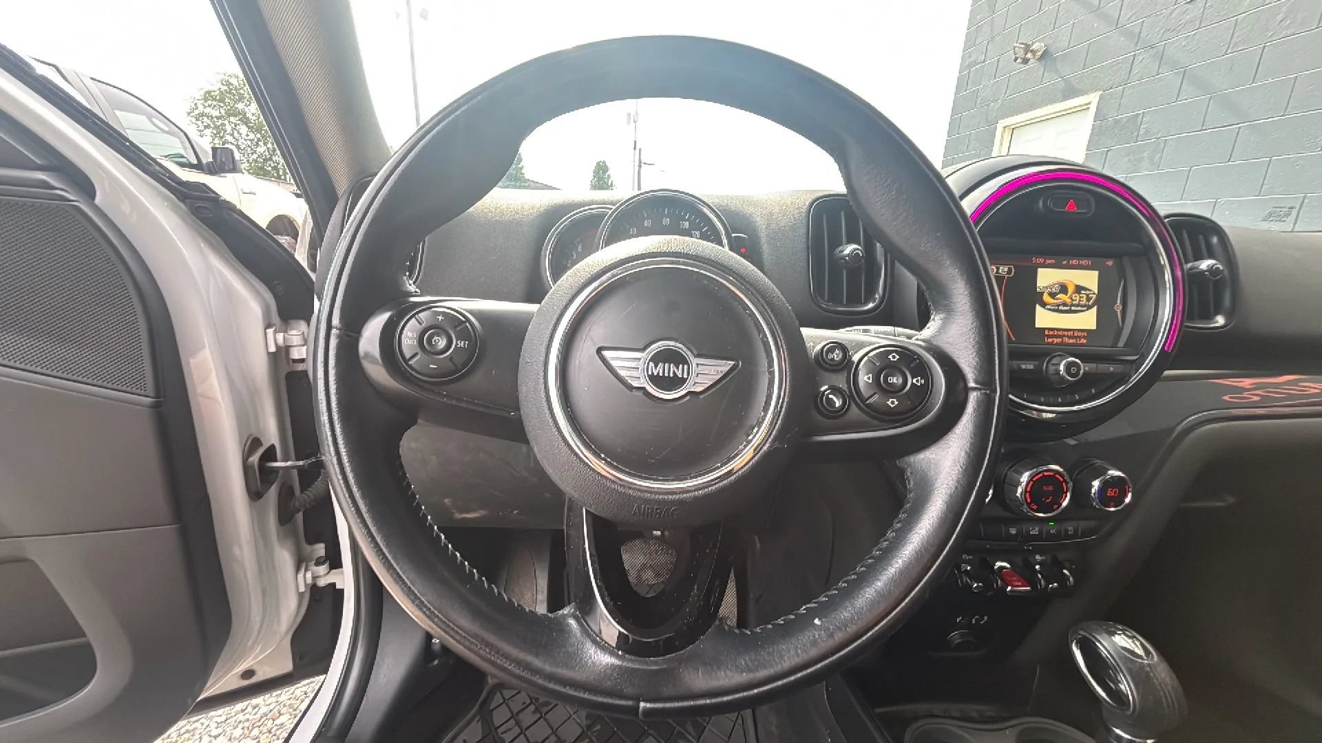 Used 2017 MINI Cooper Countryman FWD image 22