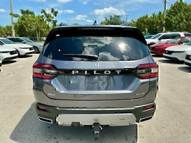 New 2026 Honda Pilot Elite image 5