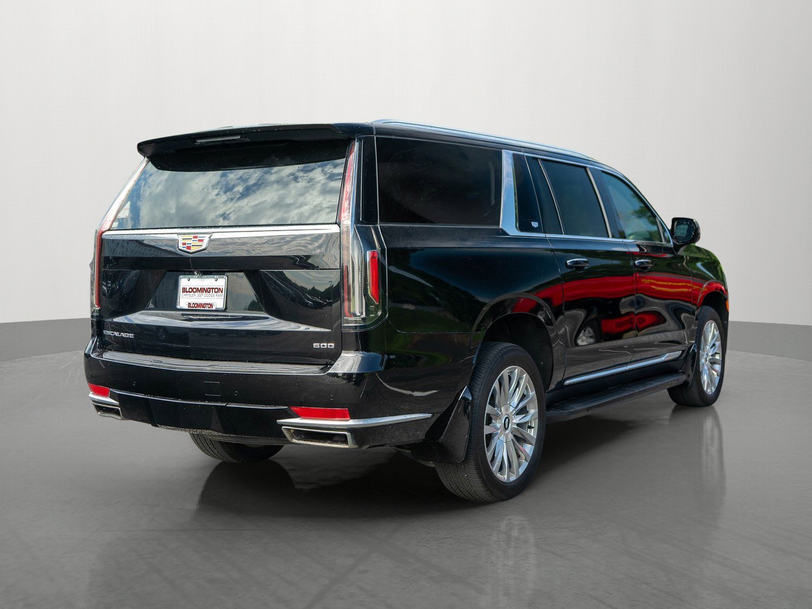 Used 2022 Cadillac Escalade ESV Luxury AWD/4WD image 7