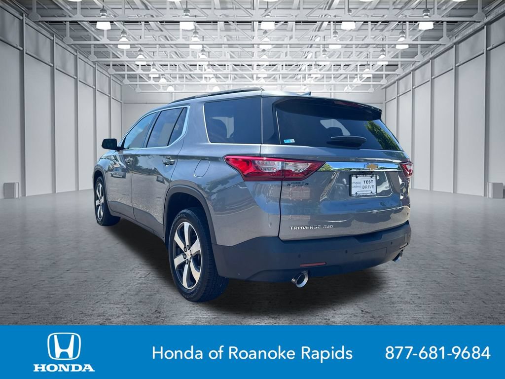 Used 2019 Chevrolet Traverse LT w/ LT Premium Package AWD/4WD image 5