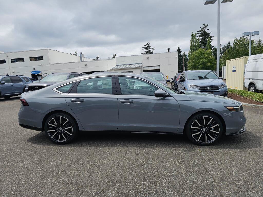 New 2026 Honda Accord Touring image 9