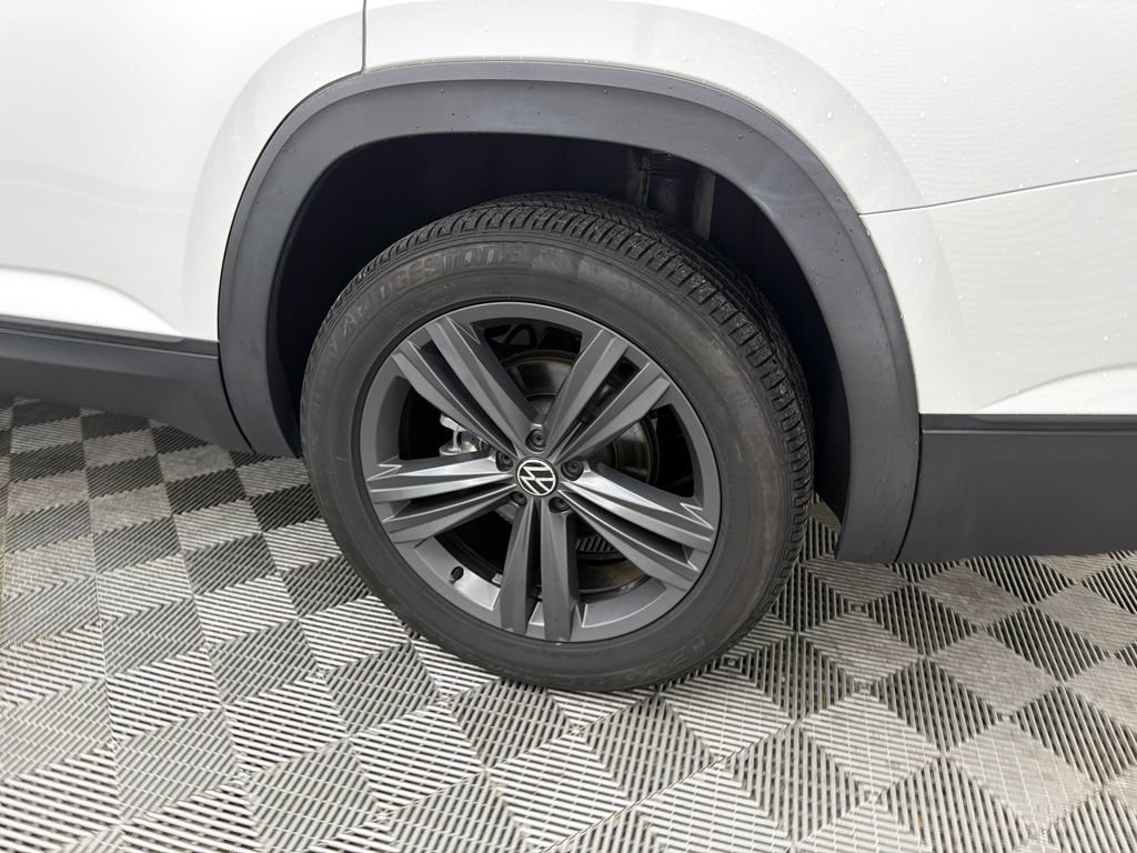 Used 2021 Volkswagen Atlas SE FWD image 21
