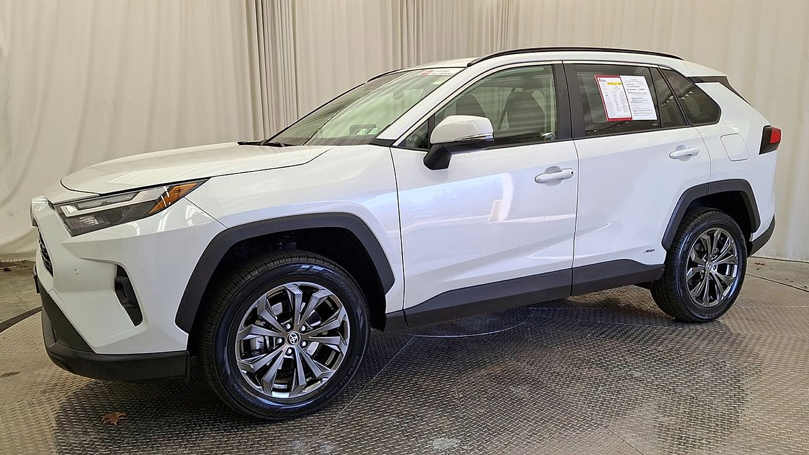 Certified 2023 Toyota RAV4 XLE Premium image 7