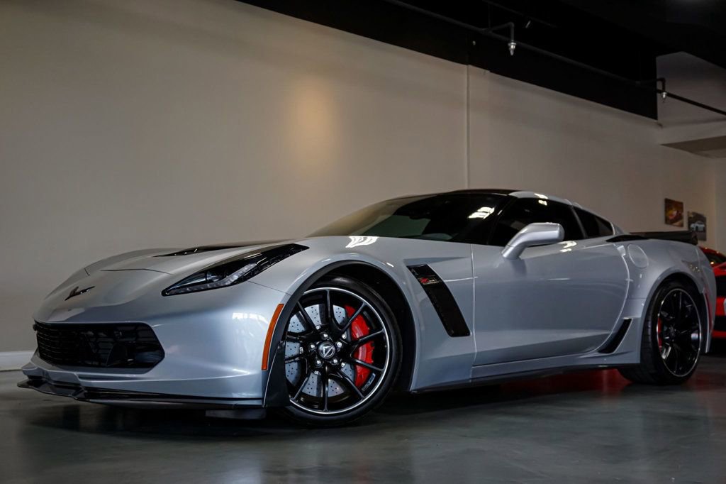 Used 2019 Chevrolet Corvette Z06 image 2