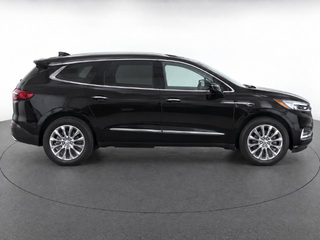 Used 2020 Buick Enclave Premium w/ Surround and Sites Package AWD/4WD image 8