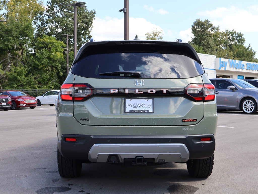 New 2026 Honda Pilot TrailSport image 6